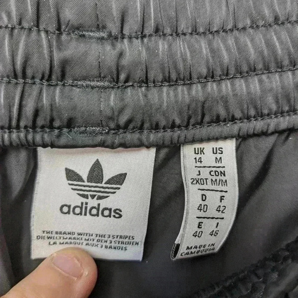 ADIDAS asymmetrical Black Glossy skirt Size medium in great used condition! - Picture 7 of 13